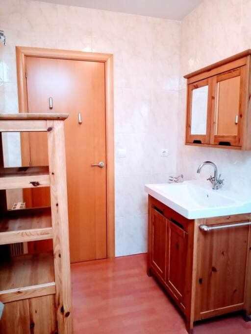 Appartement Precioso Atico Con Bonitas Vistas A La Pena Oroel