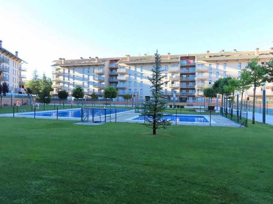 Appartement Precioso Atico Con Bonitas Vistas A La Pena Oroel