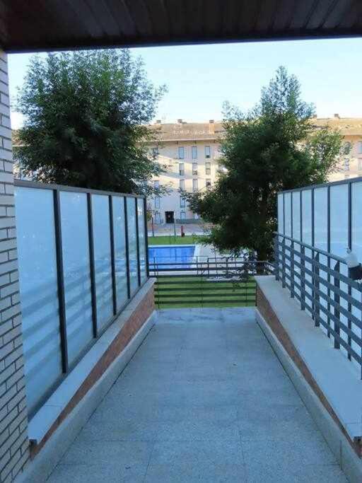 Appartement Precioso Atico Con Bonitas Vistas A La Pena Oroel
